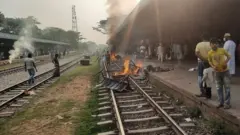 ব্রাহ্মণবাড়িয়া রেল স্টেশনে আগুন