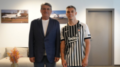 Beşiktaş'ın yeni yıldızı Belçikalı Leandro Trossard kimdir? haber görseli