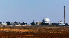  ديمونا اټومۍ بټي چې انځور یې ۲۰۰۴ کال کې اخیستل شوی.