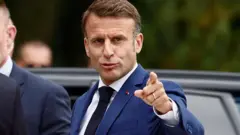 फ्रांसीसी राष्ट्रपति इमैनुअल मैक्रों 