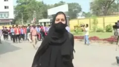 ஹிஜாப் சர்ச்சை