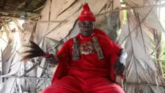 Les habitants du village de Nkala, dans le Bassin du Congo, ont obtenu le droit de posséder et de gérer la forêt dans laquelle ils vivent