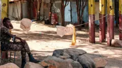 ወታሃደር ኣብ ኬላ