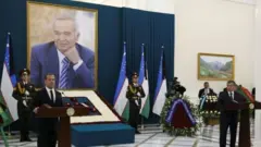 2016 йил 3 сентябр, Самарқанд, Ислом Каримовнинг дафн маросими