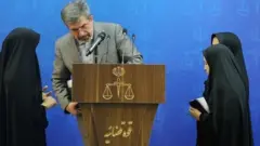 مسعود ستایشی سخنگوی قوه قضائیه جمهوری اسلامی از «ایجاد تردید» در احکام قوه قضائیه از سوی «اساتید، حقوقدانان، روحانیون و مردم» انتقاد کرده