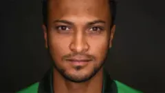 পরিসংখ্যান অনুযায়ী সব ফরম্যাটের ক্রিকেটেই সাকিব বাংলাদেশের সেরা ক্রিকেটারদের একজন