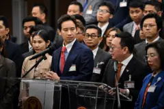 พิธา กับ ชัยธวัช