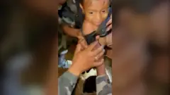 Yaron mai suna Shivam ya faɗa rijiyar ne mai zurfin mita 90 a bisa tsautsayi.