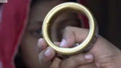 এই চুড়ি এখন গ্রামীণ মায়েদের বন্ধূ