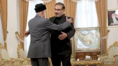 دیدار وزیر خارجه عمان با دبیر شورای عالی امنیت ملی ایران دیدار کرده است