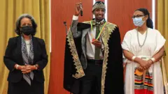 በፕሬዝደንቷ ጽ/ቤት የፌስቡክ ገጽ ነሐሴ 28/2013 የተጋራ።