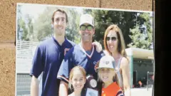 John Altobelli y su familia