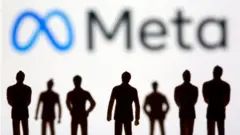 Facebook'un çatı şirketi Meta'nın piyasa değeri hisse senetlerindeki düşüş ile perşembe günü 230 milyar dolar kayba uğradı; bu şirketin bir günde yaşadığı en büyük düşüş oldu.