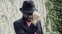 Richard Bona & Mandekan Cubano 6