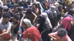 বাংলাদেশ থেকে মালেয়শিয়া ঢুকতে ব্যর্থ হয়ে প্রায় দুই মাস সমুদ্রে চরম দুর্দশায় ছিলেন রোহিঙ্গারা। নির্যাতনসহ নারীদের ওপর যৌন সহিংসতা চালিয়েছিল পাচারকারীরা - এমনটাই অভিযোগ তাদের।