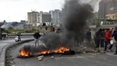 احتجاجات في لبنان على نتئج الأزمة الاقتصادية