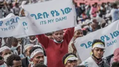 ኢትዮጵያውያን ኣብ ግድብ ሕዳሳ ሰልፊ ገይሮም