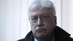 Юрий Пивоваров