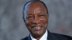 Perezida Alpha Condé arimo gushaka manda ya gatatu itavugwaho rumwe