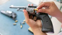 बंदुका
