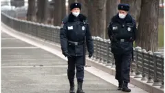 полицейские