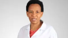 Dr. Innocente Irakoze avuga ko iyo abubakanye bafise ikibazo co kutavyara hari igihe bashobora kbavura bagakira, bagashobora kuvyara
