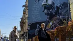 Что думают в Киеве об отводе российских войск от Херсона?