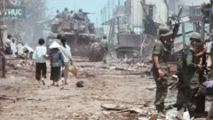 被戰火摧殘的南越西貢（今越南胡志明市）（1/1968）