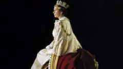 Елизавета II
