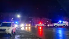 Полицейские машины в Коркино ночью