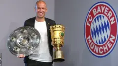 Arjen Robben amakipe akomeye yakiniye yayatwayemo ibikombe