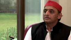 अखिलेश यादव