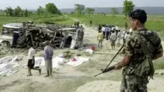 बाँदरमुढे बस हमला