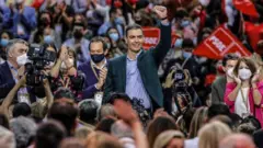 Spanish Prime Minister Pedro Sanchez speaking at his party conference n Valencia.