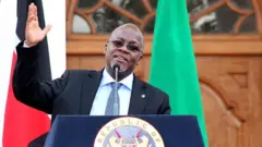 Perezida J.P Magufuli ari ku butegetsi kuva mu 2015