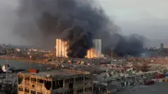 Beirut explosion thumb