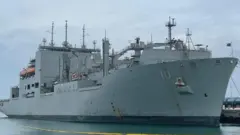 अमेरिकी नौसेना का जहाज