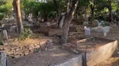 సమాధులు