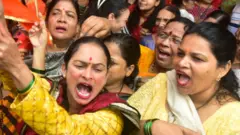 धनुष्यबाण शिवसेनेपासून कुणीही हिरावून घेऊ शकत नाही - उद्धव ठाकरे
