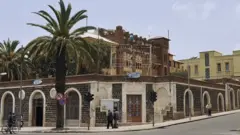 ካብ ህንጻታት ኣስመራ