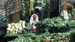 भाजी विक्रेता