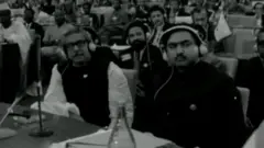 শেখ মুজিব ও কামাল হোসেন