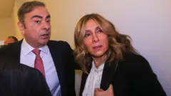 كارول نحاس
