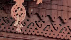 Дерев'яне мереживо Чернігова - краса під загрозою