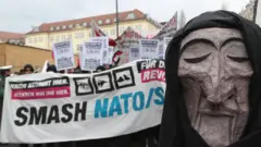 মিউনিখ নিরাপত্তা সম্মেলনের বিরুদ্ধে বিক্ষোভ