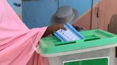 Wata mata tana kaɗa ƙuri'a a Bassa ta Jihar Filato