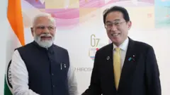 नरेंद्र मोदी