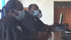 Umucamanza yavuze ko mu rukiko no kuri gereza bari biteguye ariko i Rusizi bikanga