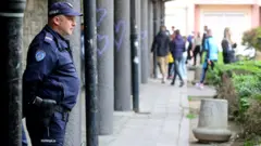 Policajac, oružje