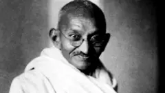 महात्मा गांधी